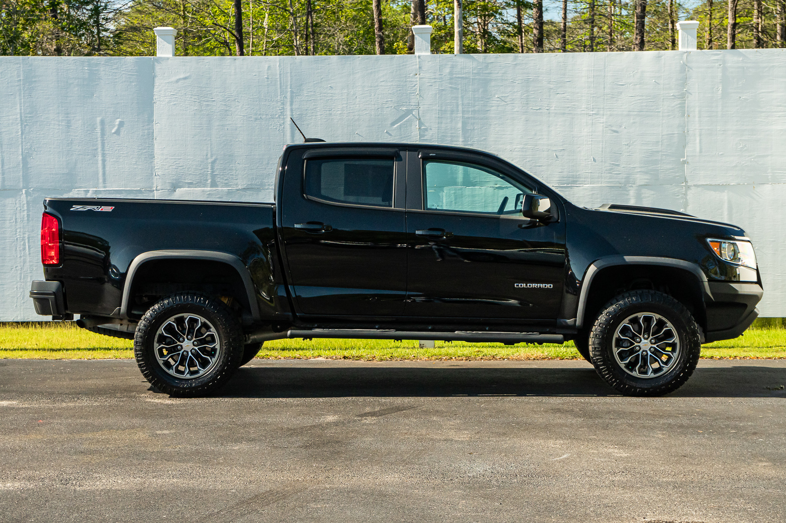 Pre-Owned 2017 Chevrolet Colorado 4WD Crew Cab 128.3 ZR2 Crew Cab ...