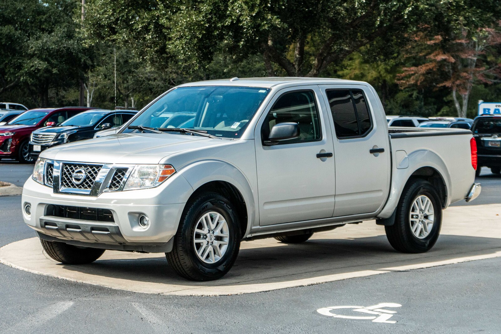 Pre-Owned 2014 Nissan Frontier 2WD Crew Cab SWB Auto SV Crew Cab Pickup ...