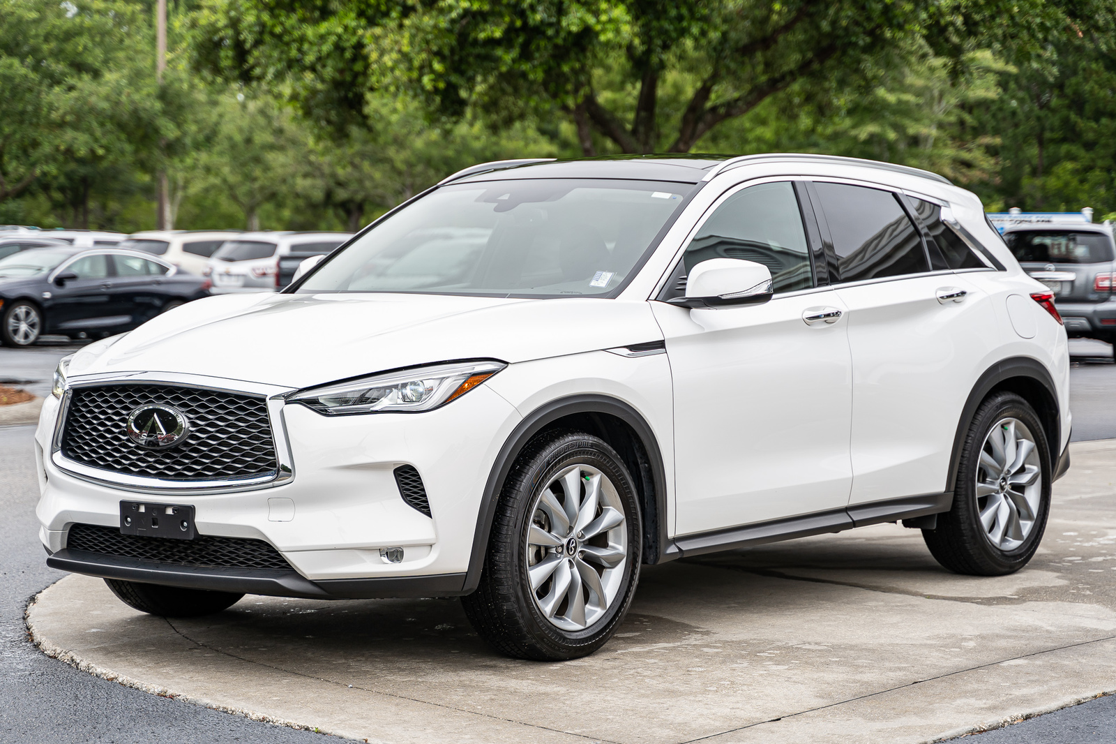 Infiniti qx50 luxe