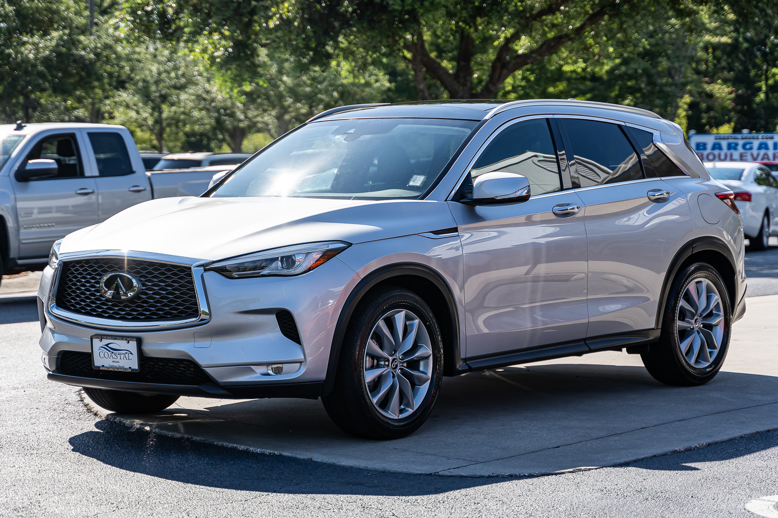 Infiniti qx50 luxe